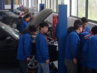 崇州电子汽车职业技术学校有哪些专业