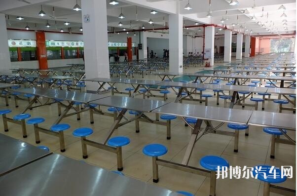 重庆农业汽车学校宿舍条件