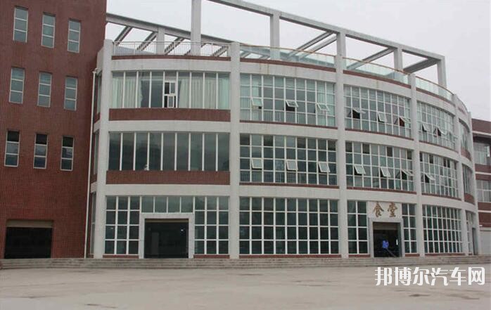 重庆黔江区民族汽车职业教育中心宿舍条件
