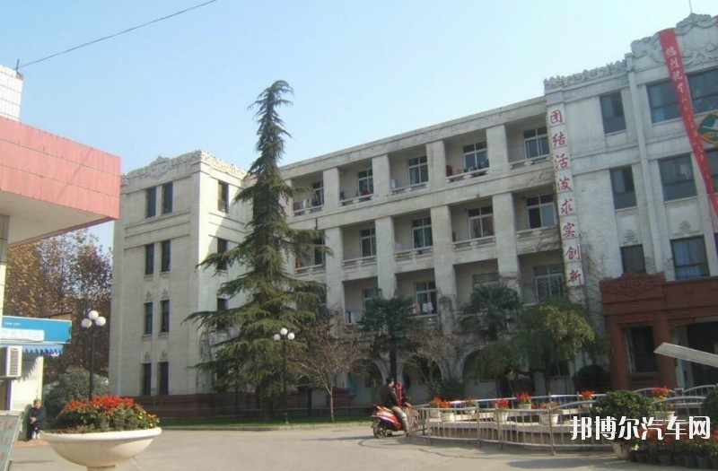 陕西青年汽车职业学院灞桥校区招生办联系电话
