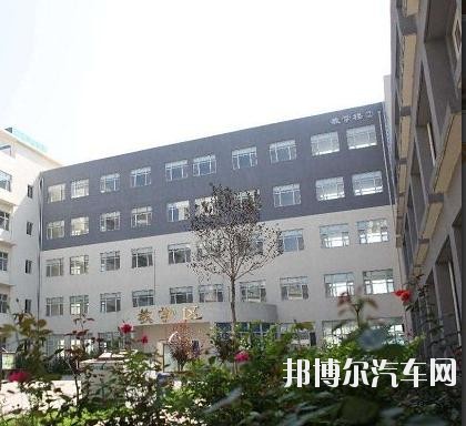 黔东南州工业汽车学校招生办联系电话