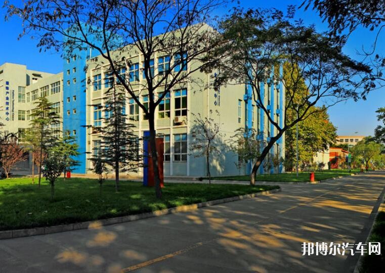 邢台汽车职业技术学院招生办联系电话