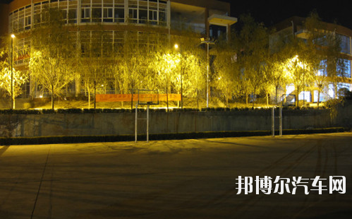 郑州城市汽车职业学院招生办联系电话