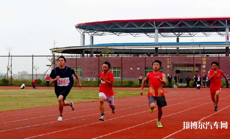 海南科技职业汽车学院地址在哪里