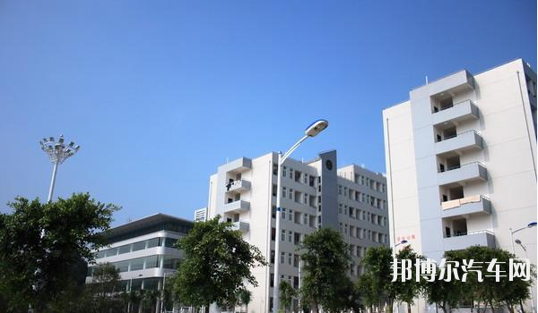 恩施职业技术汽车学院2019年报名条件、招生要求、招生对象