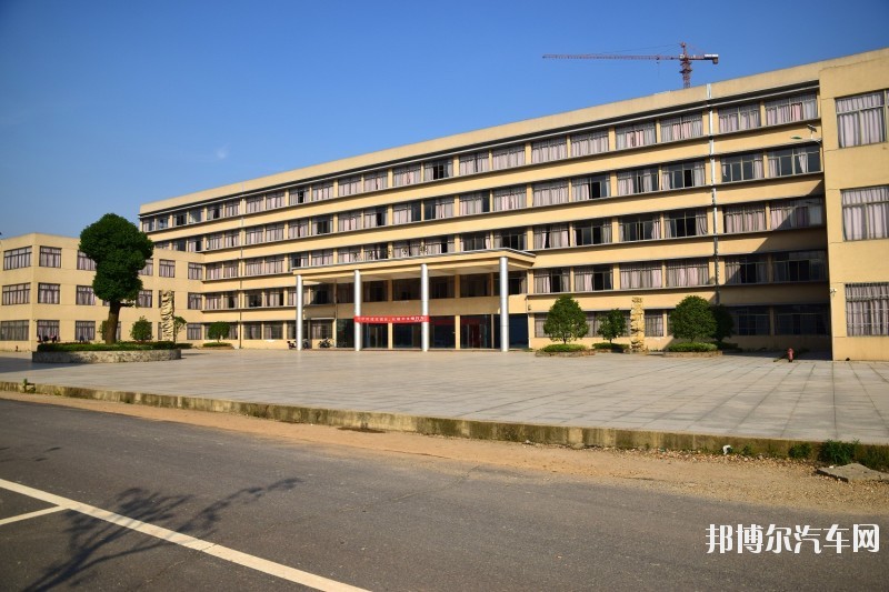 华东交通大学理工汽车学院2019年招生办联系电话