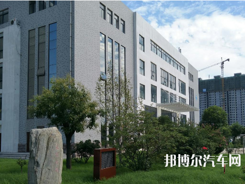 开封汽车大学2019年报名条件、招生要求、招生对象