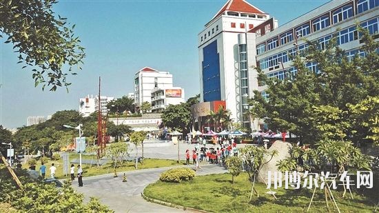 黎明职业汽车大学地址在哪里