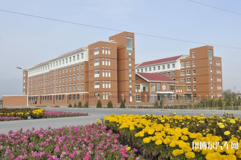 宁夏工商职业技术汽车学院是几本