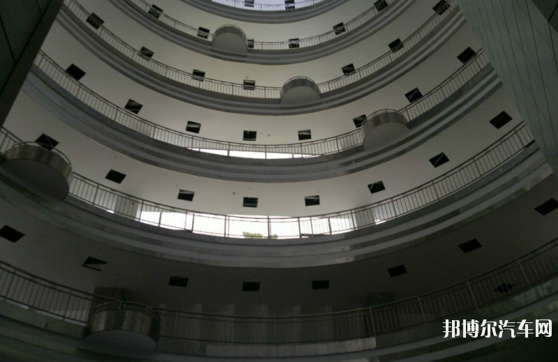 湘西民族职业技术汽车学院怎么样、好不好