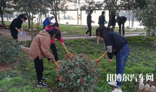 洋县汽车职业技术教育中心